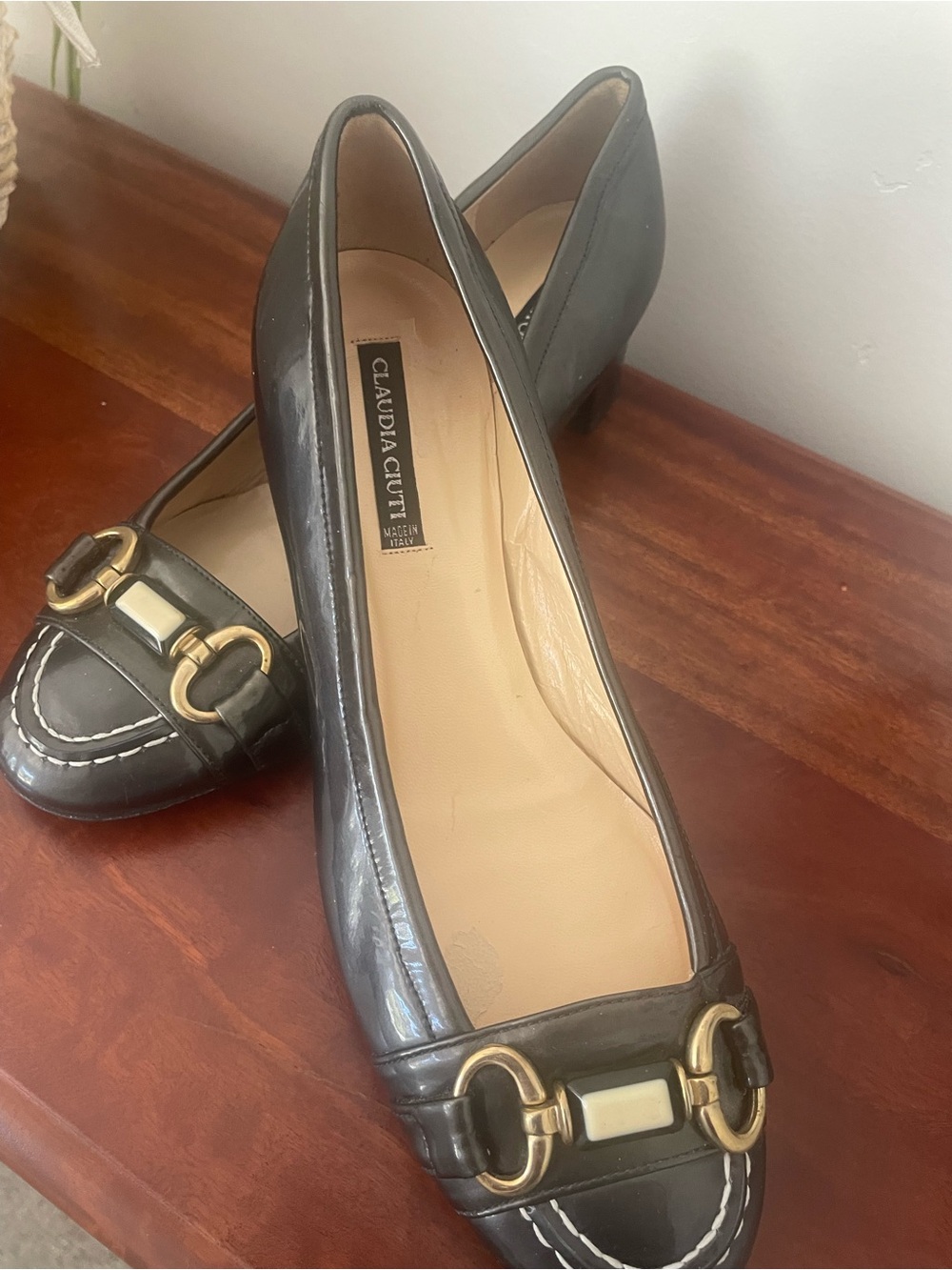Italian Claudia Ciuti Black Leather Loafer Pumps